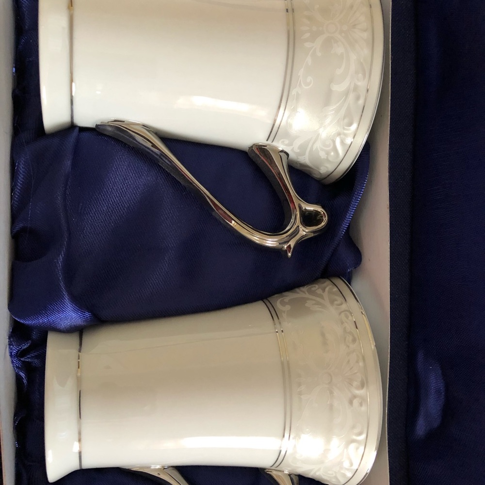 Sorelle Fine Porcelain China Cups